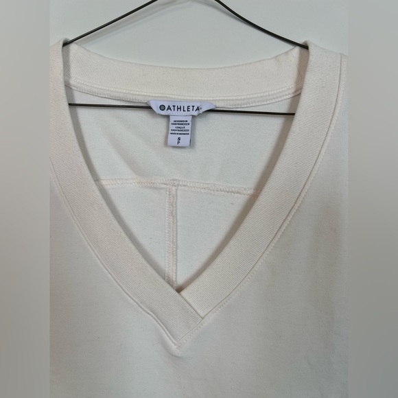 Athleta Off-White V-Neck Tee New (No Tag)✨ - Picture 8 of 9